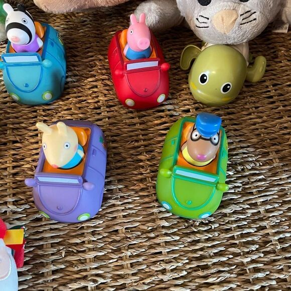 2003 Peppa Pig Car Set and EXTRAS! - Picture 5 of 16